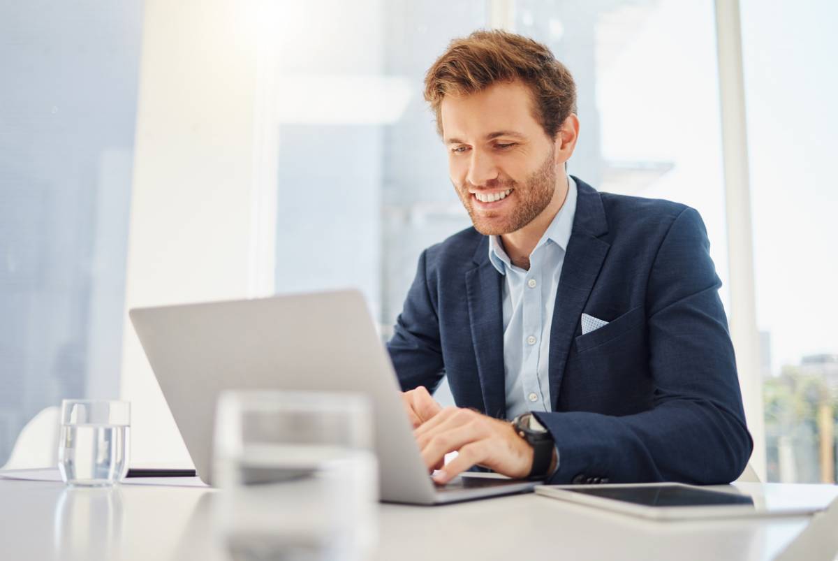Avocat : comment construire une présence en ligne crédible et conforme ?
